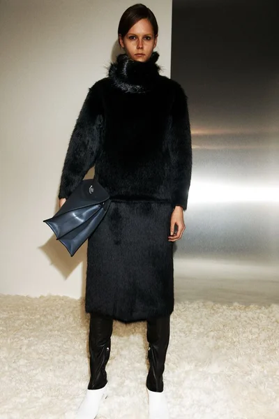Look 17
